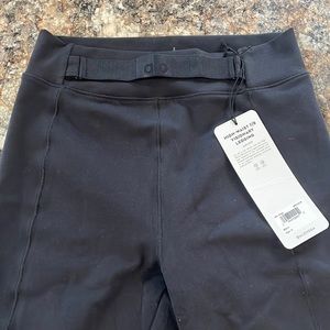 Alo Yoga Visionary Legging